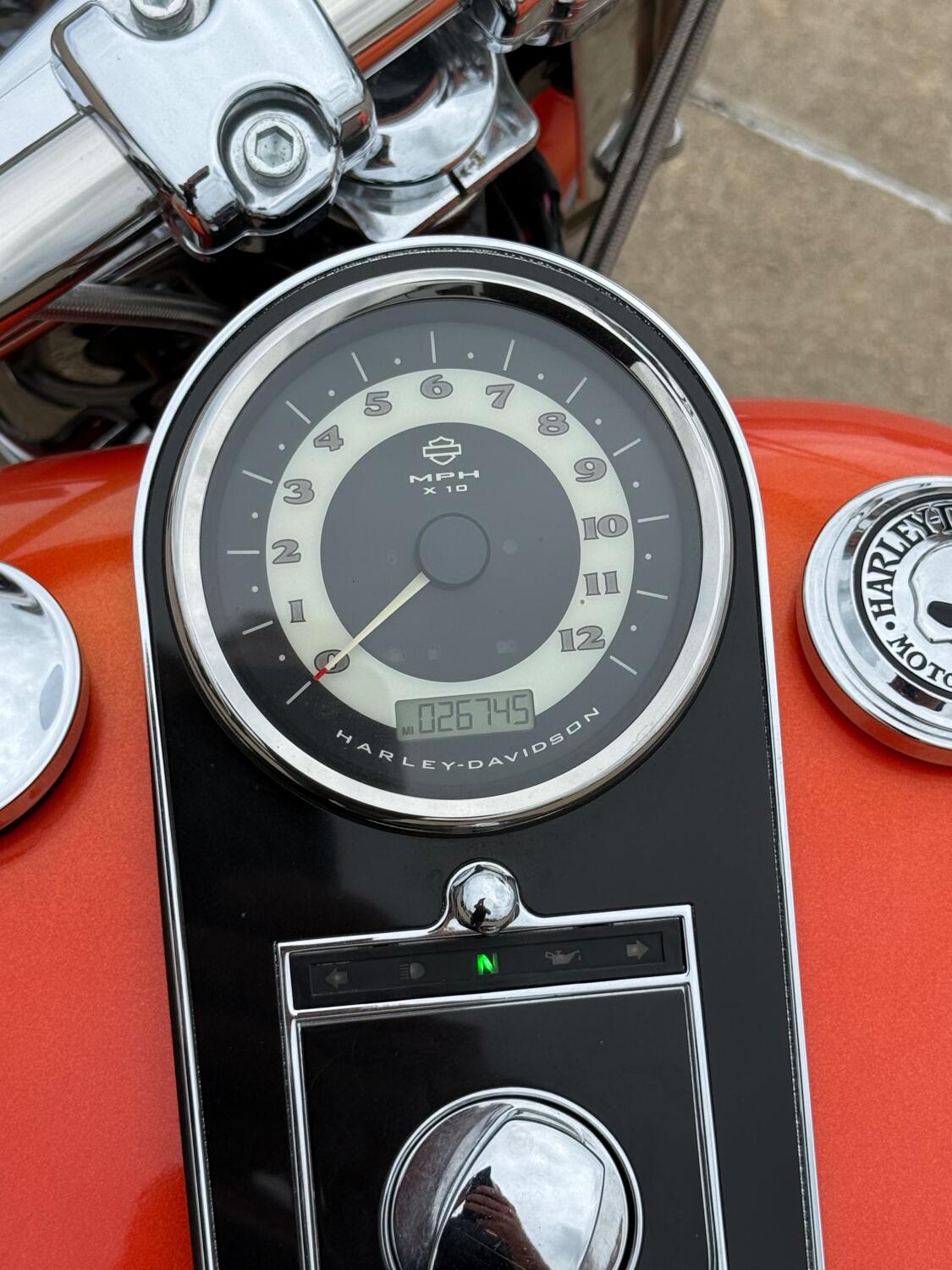 2012 Harley-Davidson® Softail® Deluxe Custom Tequila Sunrise/H-D Orange, photo 9