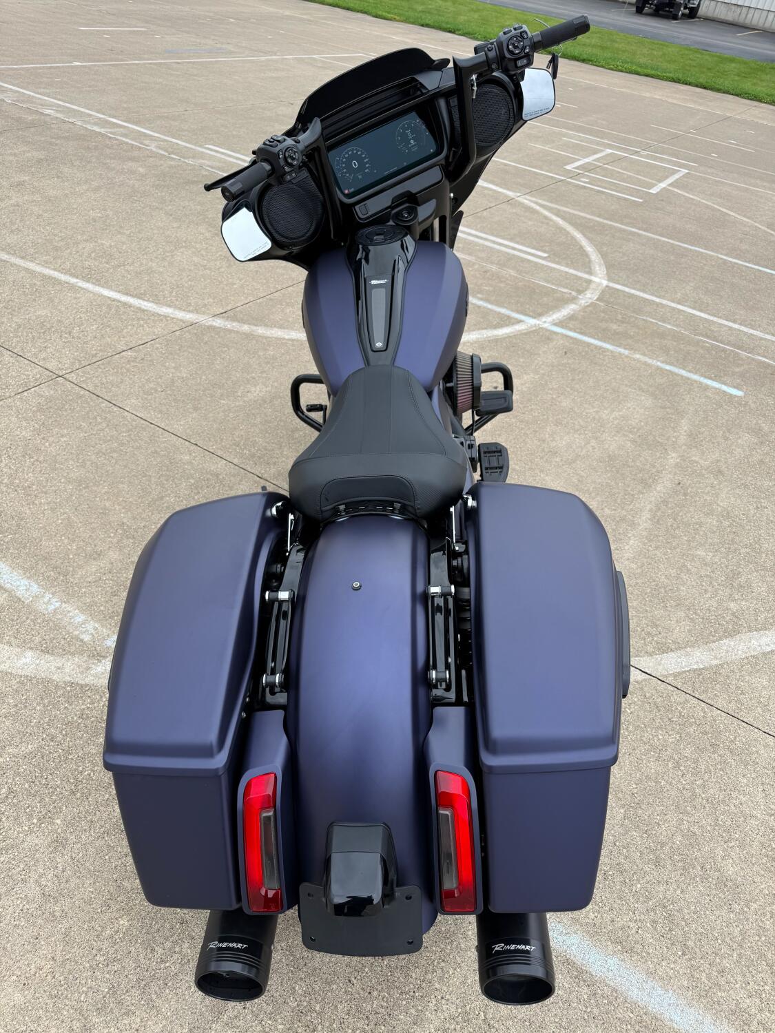 2025 Harley-Davidson® Street Glide® Purple Abyss Denim - Black Finish, photo 7
