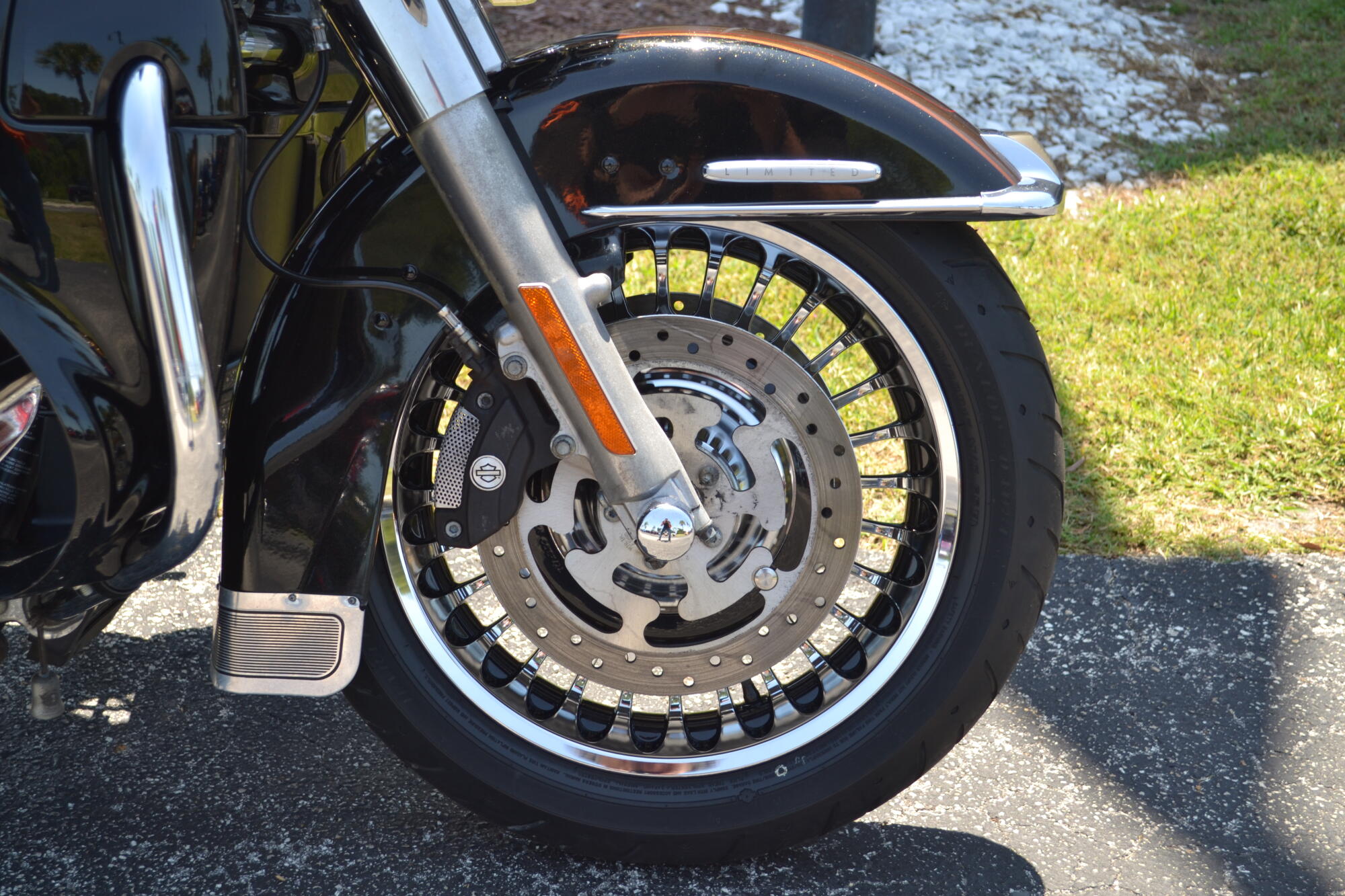2013 Harley-Davidson® Electra Glide® Ultra Limited Anniversary Edition 110th - FLHTK, photo 2