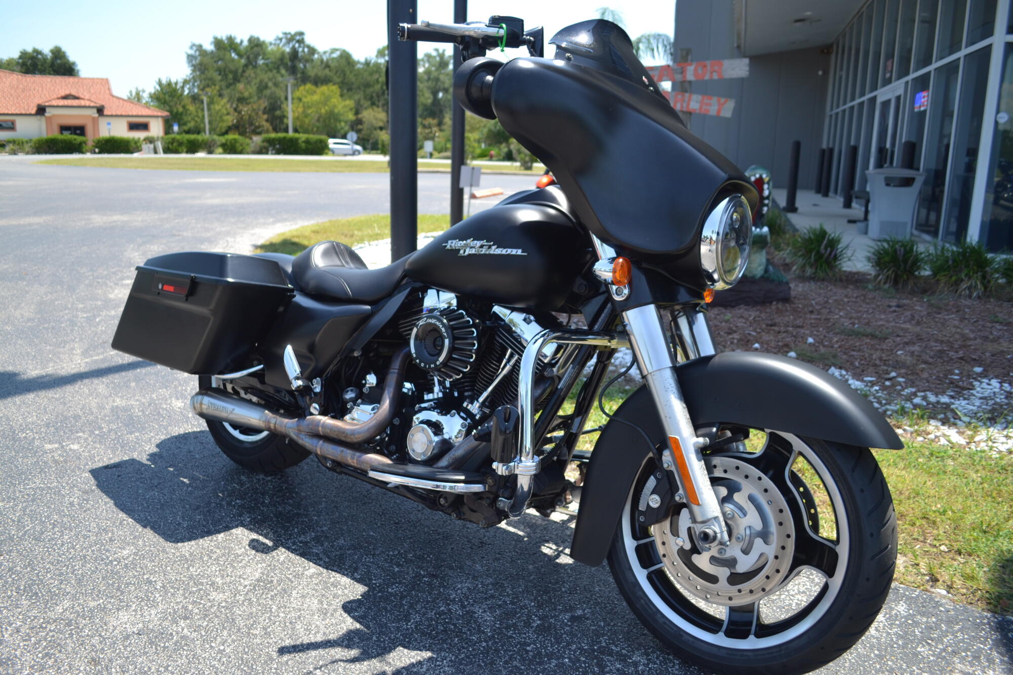 2010 Harley-Davidson® Street Glide® - FLHX, photo 25