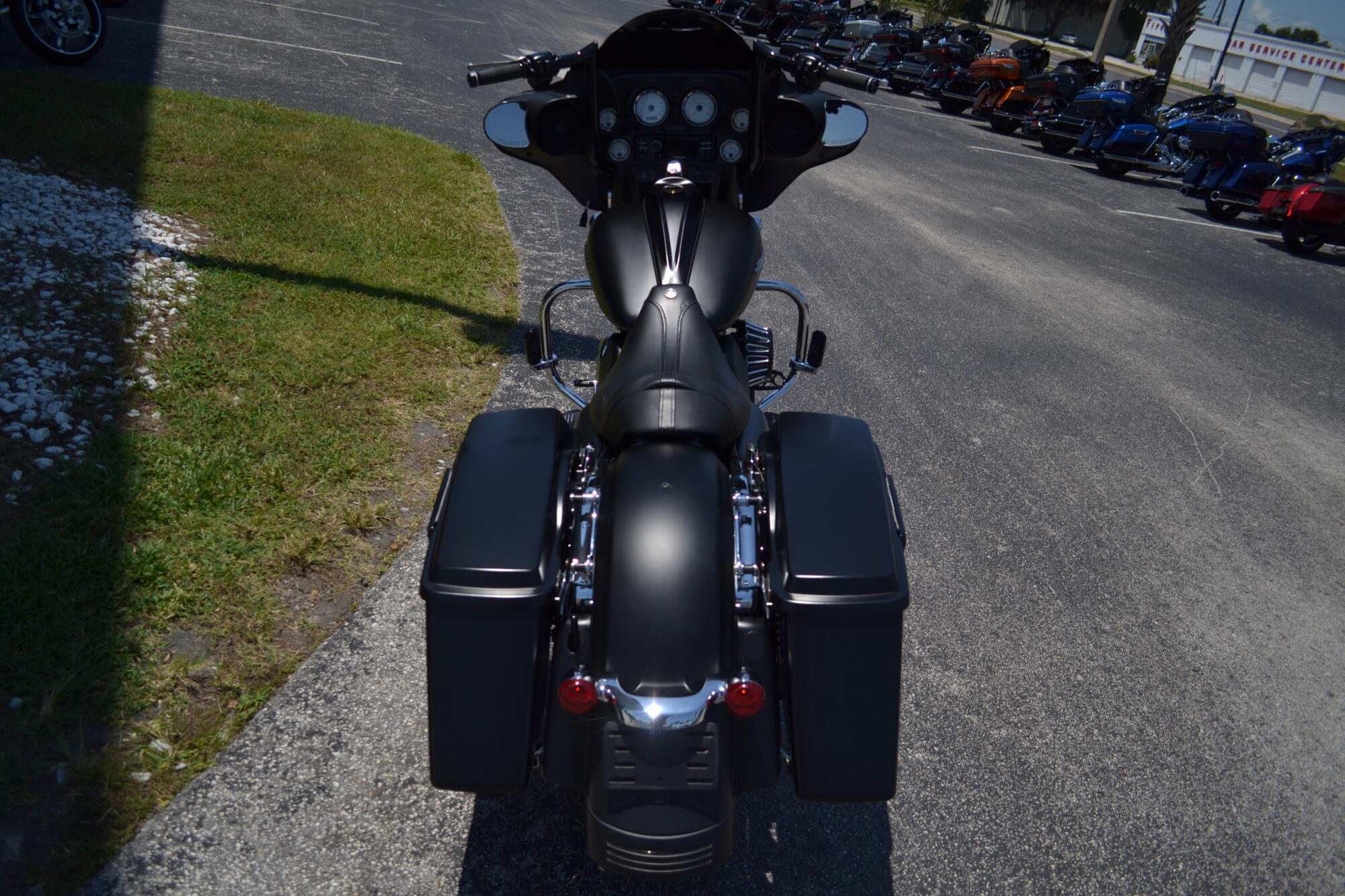 2010 Harley-Davidson® Street Glide® - FLHX, photo 9