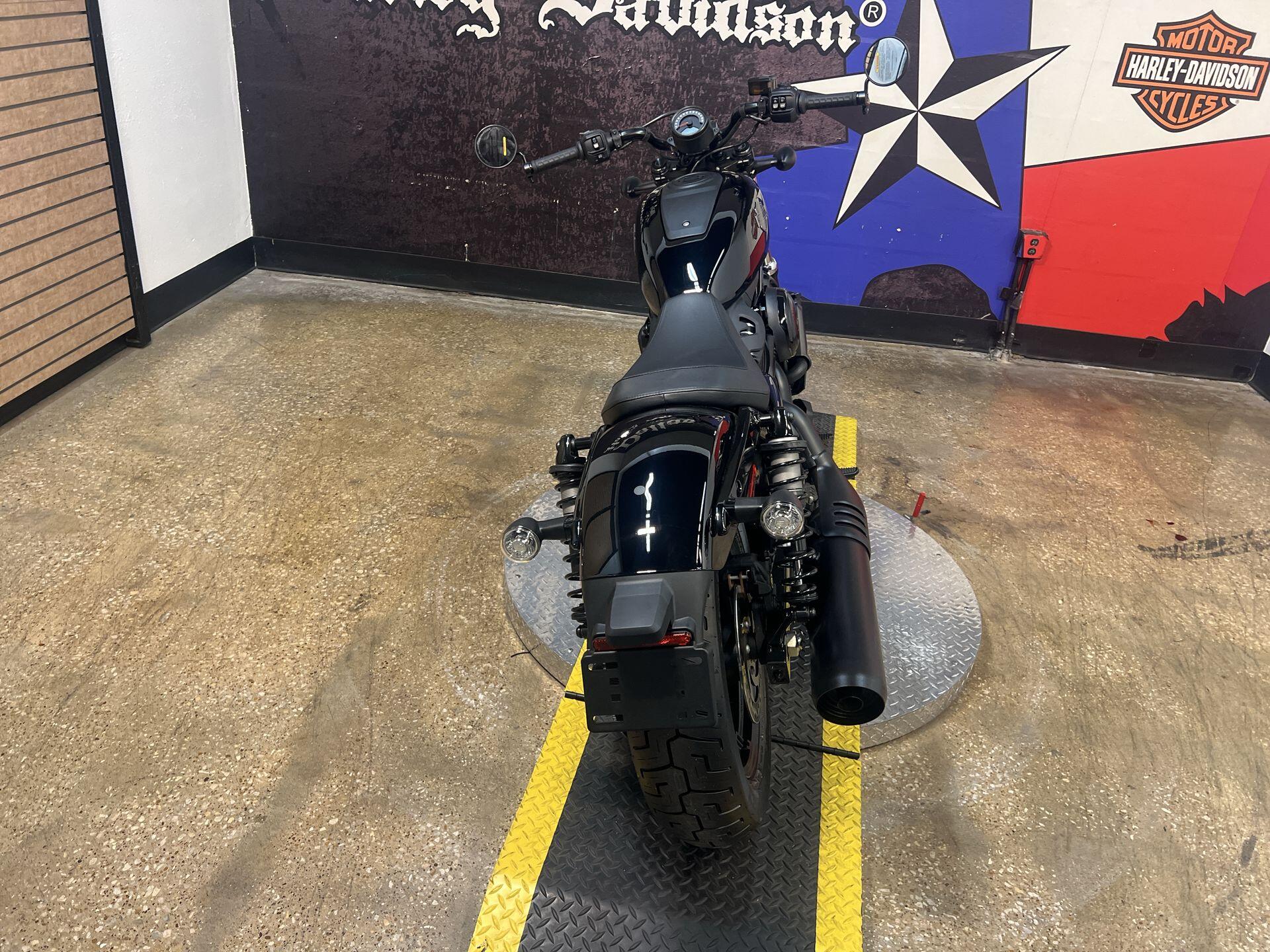 2026 Harley-Davidson® Nightster® RH975, photo 9