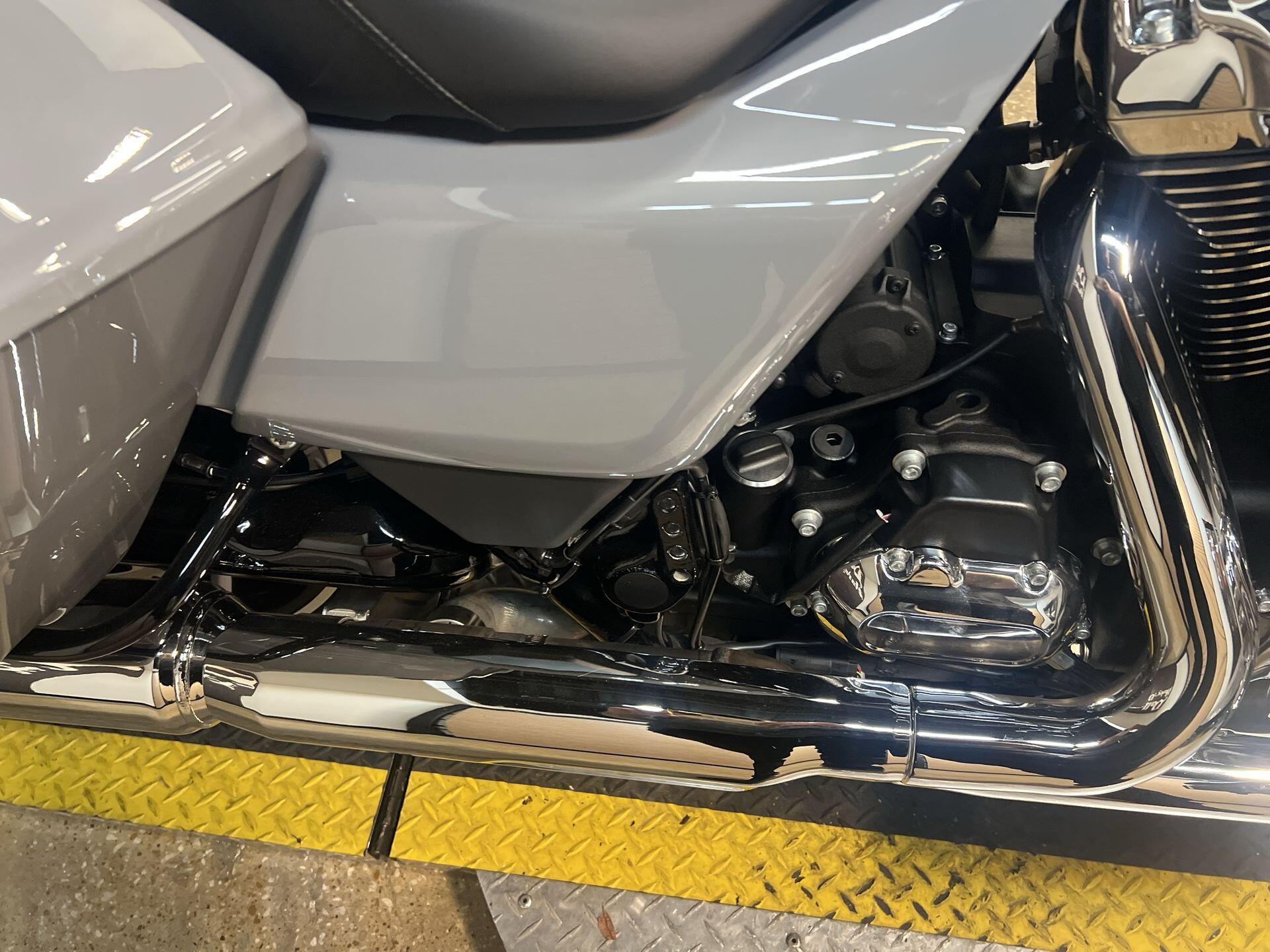 2026 Harley-Davidson® Street Glide® FLHX, photo 15