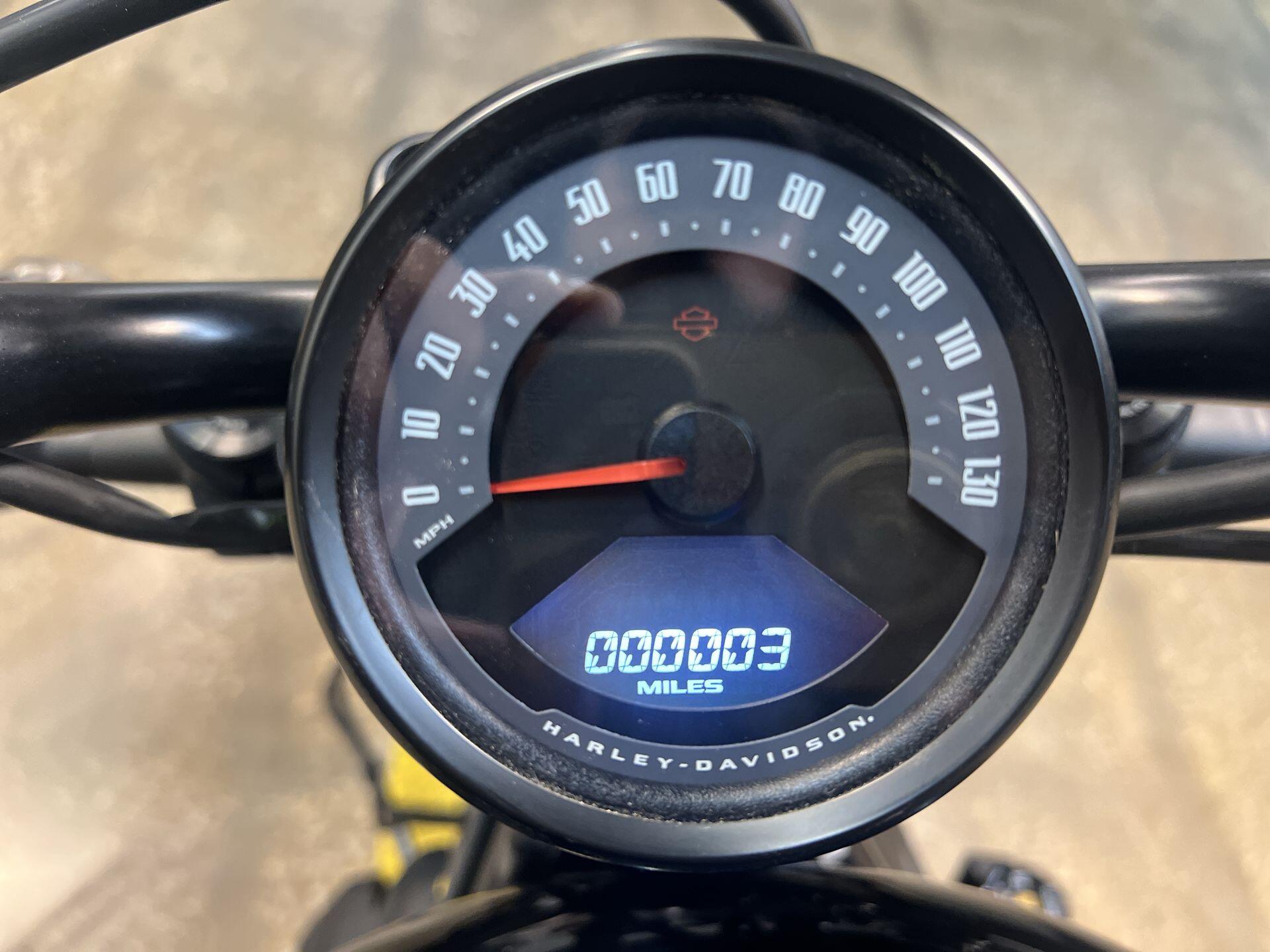 2026 Harley-Davidson® Nightster® RH975, photo 19