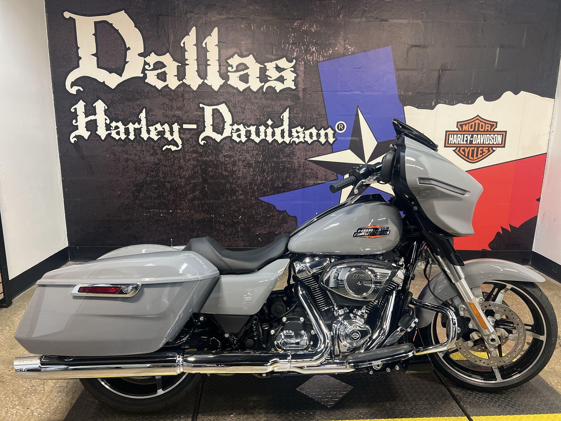 2026 Harley-Davidson® Street Glide® FLHX
