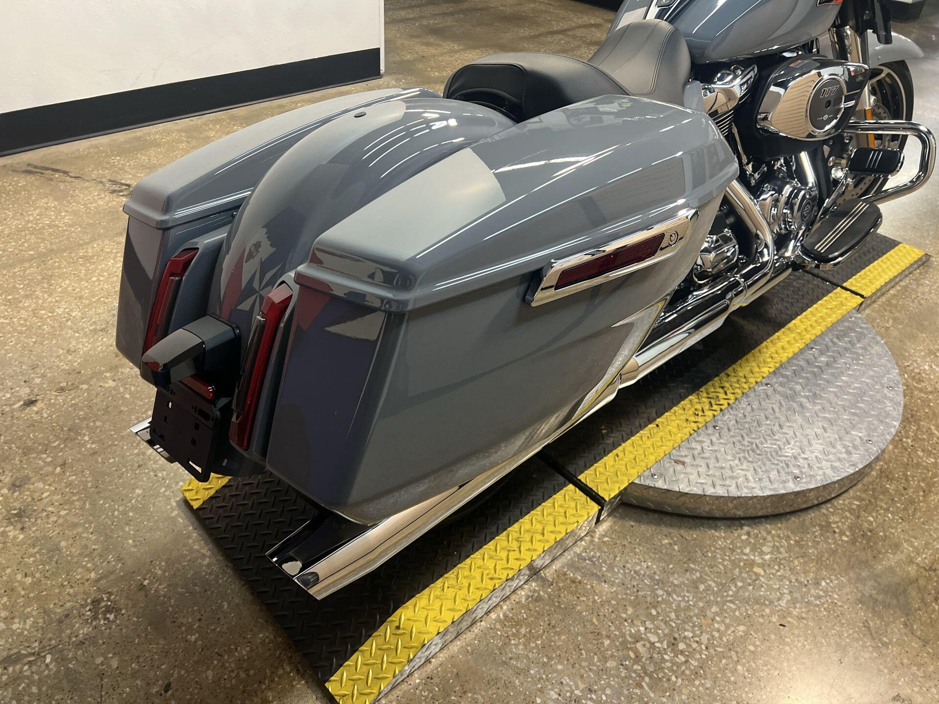 2026 Harley-Davidson® Street Glide® FLHX, photo 17