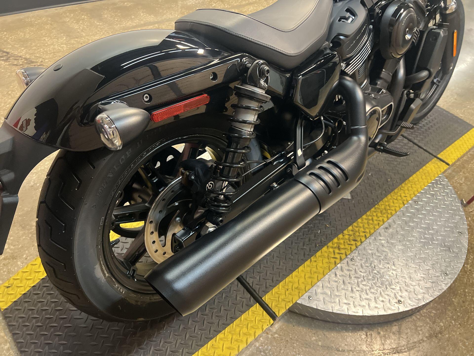 2026 Harley-Davidson® Nightster® RH975, photo 17