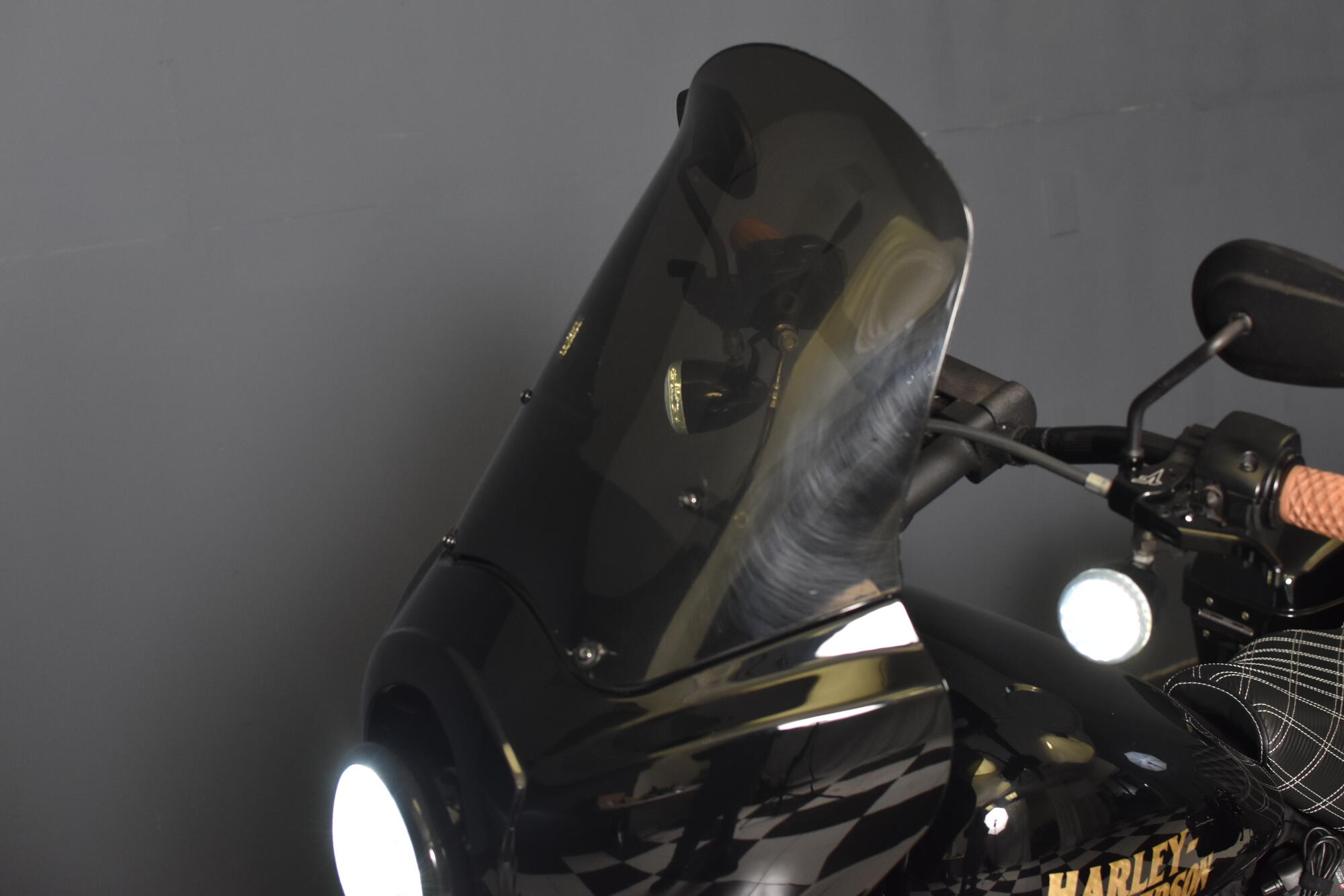 2019 Harley-Davidson® Street Bob® Vivid Black FXBB, photo 16