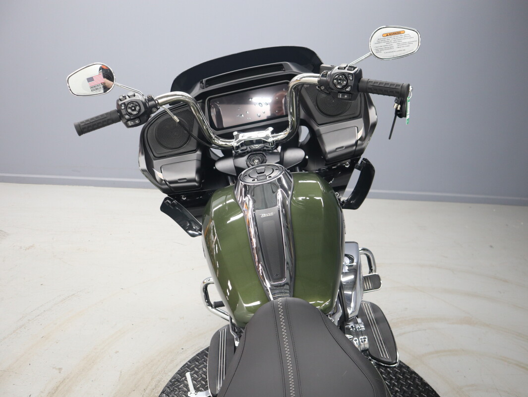 2026 Harley-Davidson® Road Glide™ FLTRX, photo 9