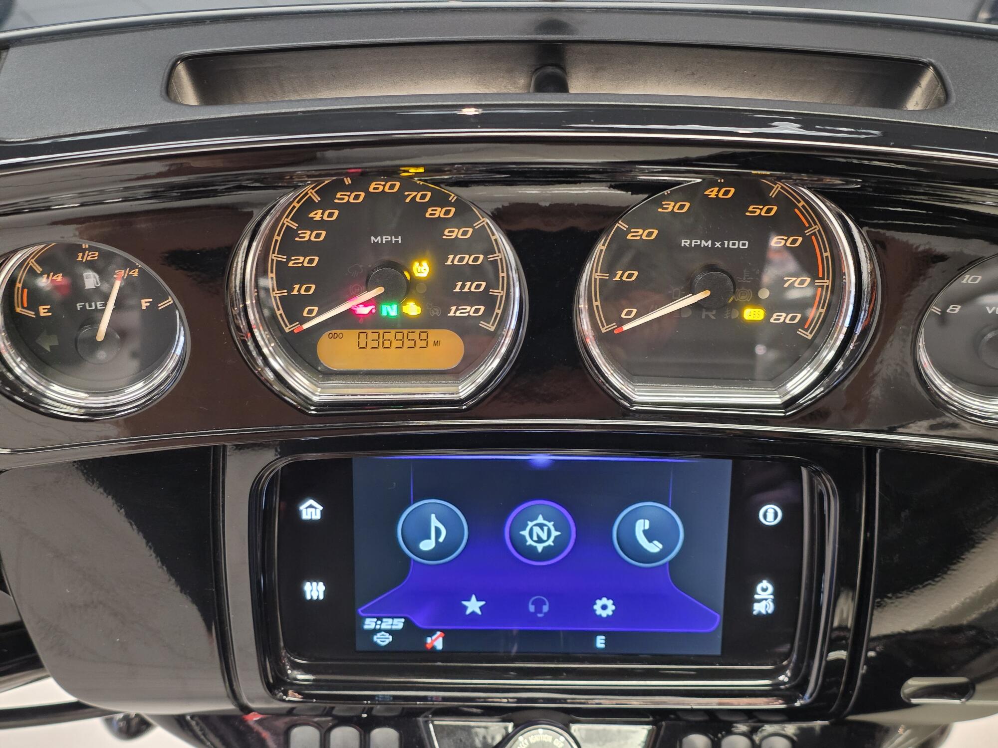 FLHXS 2022 Street Glide® Special, photo 23