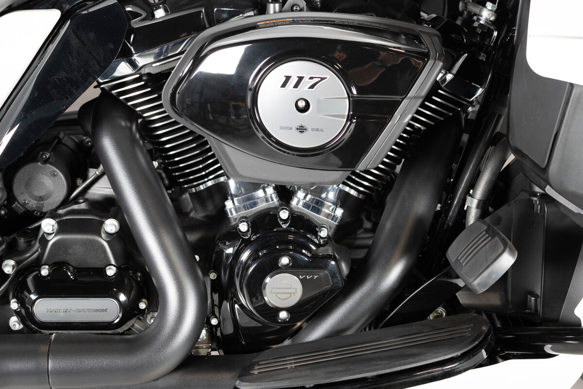 2026 Harley-Davidson® Road Glide Limited FLTRXL, photo 16