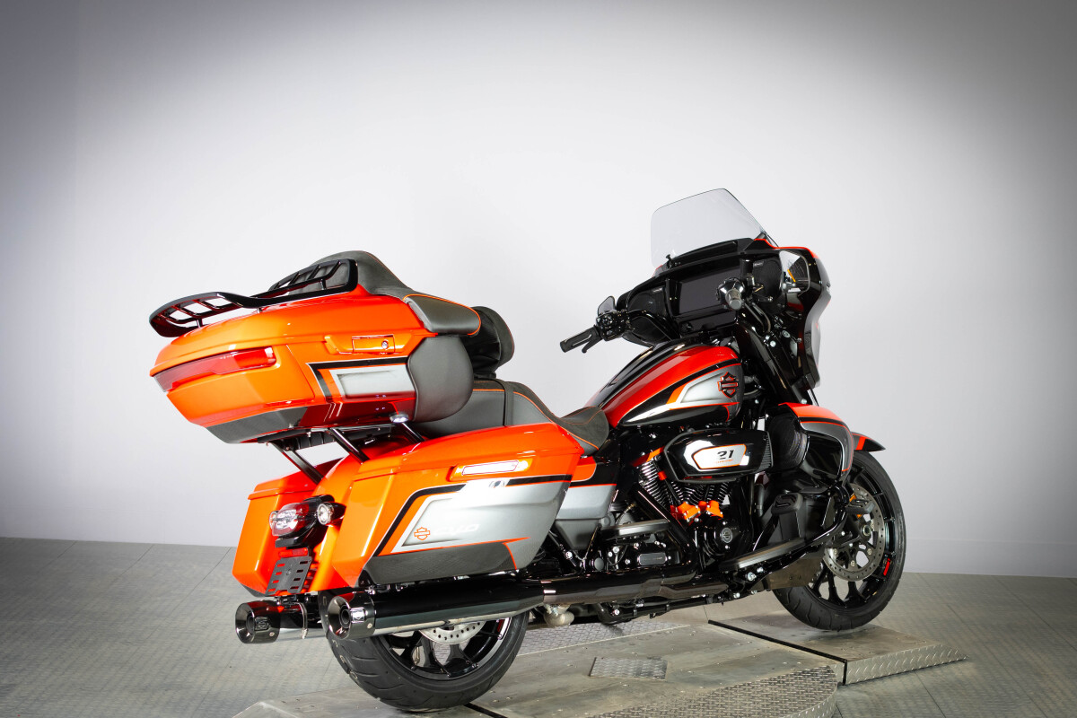 2026 Harley-Davidson® CVO Street Glide Limited FLHXLSE, photo 39