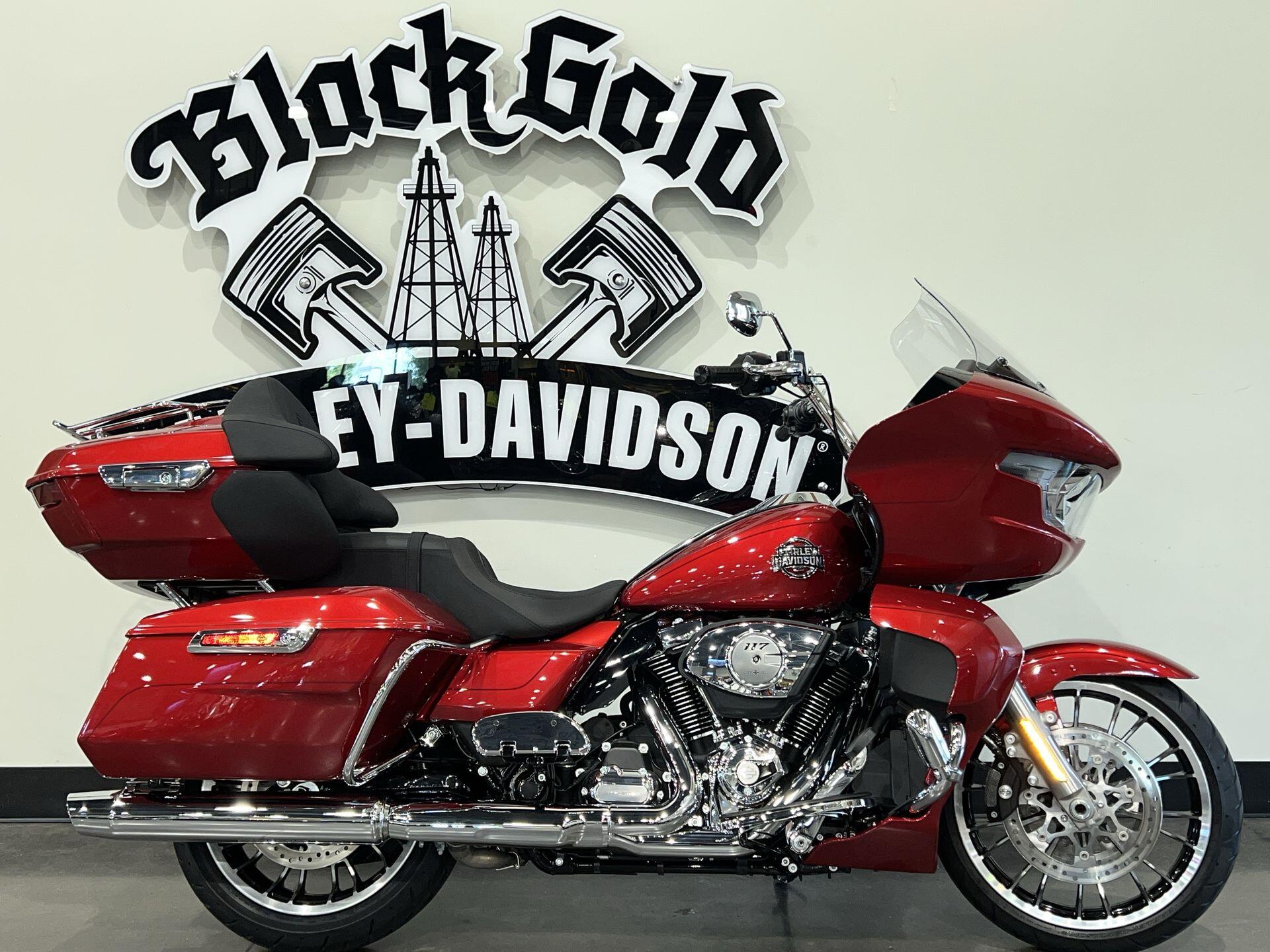 2026 Harley-Davidson® Road Glide Limited FLTRXL