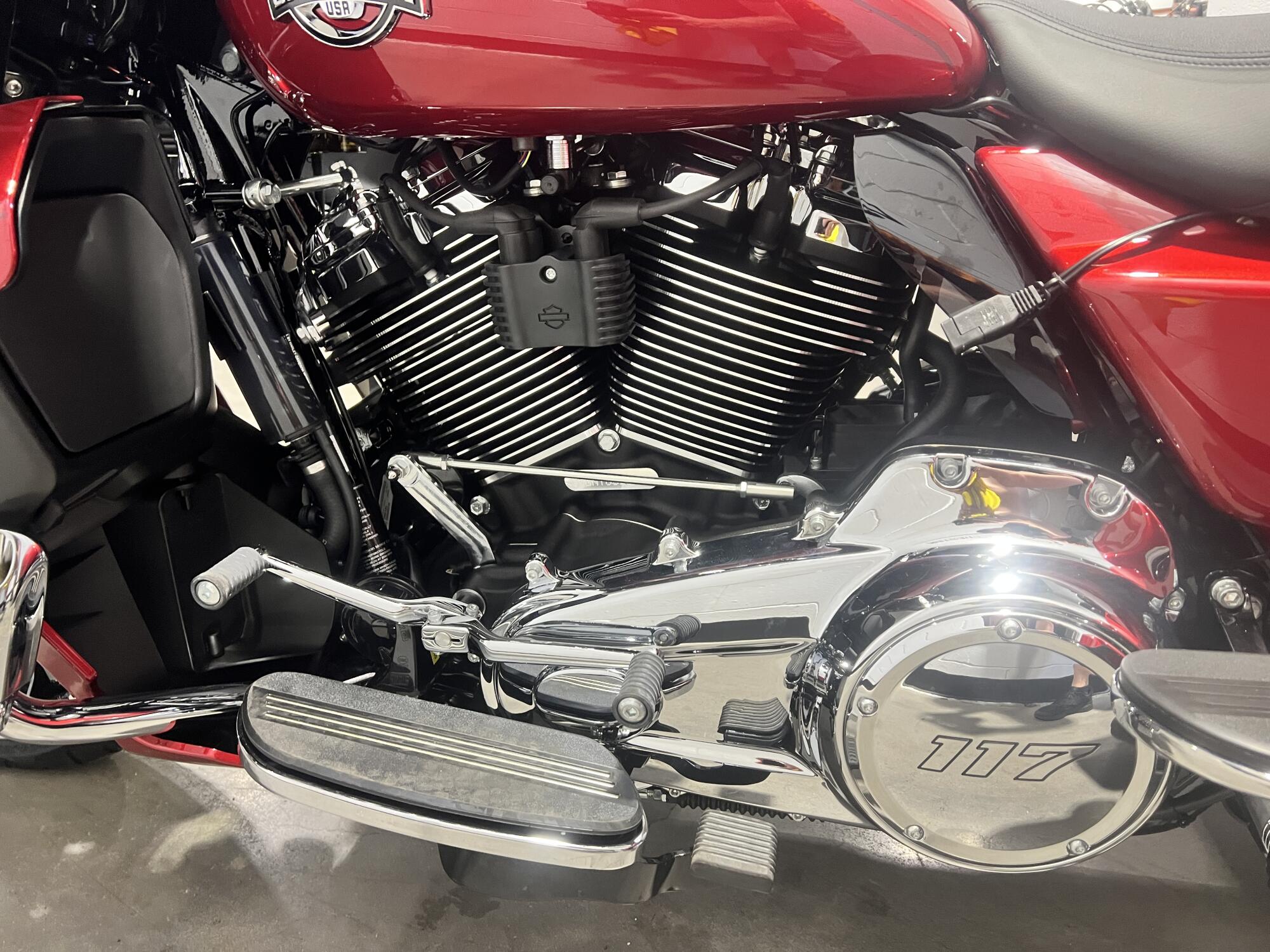 2026 Harley-Davidson® Street Glide 3 Limited Brilliant Red FLHLT, photo 7