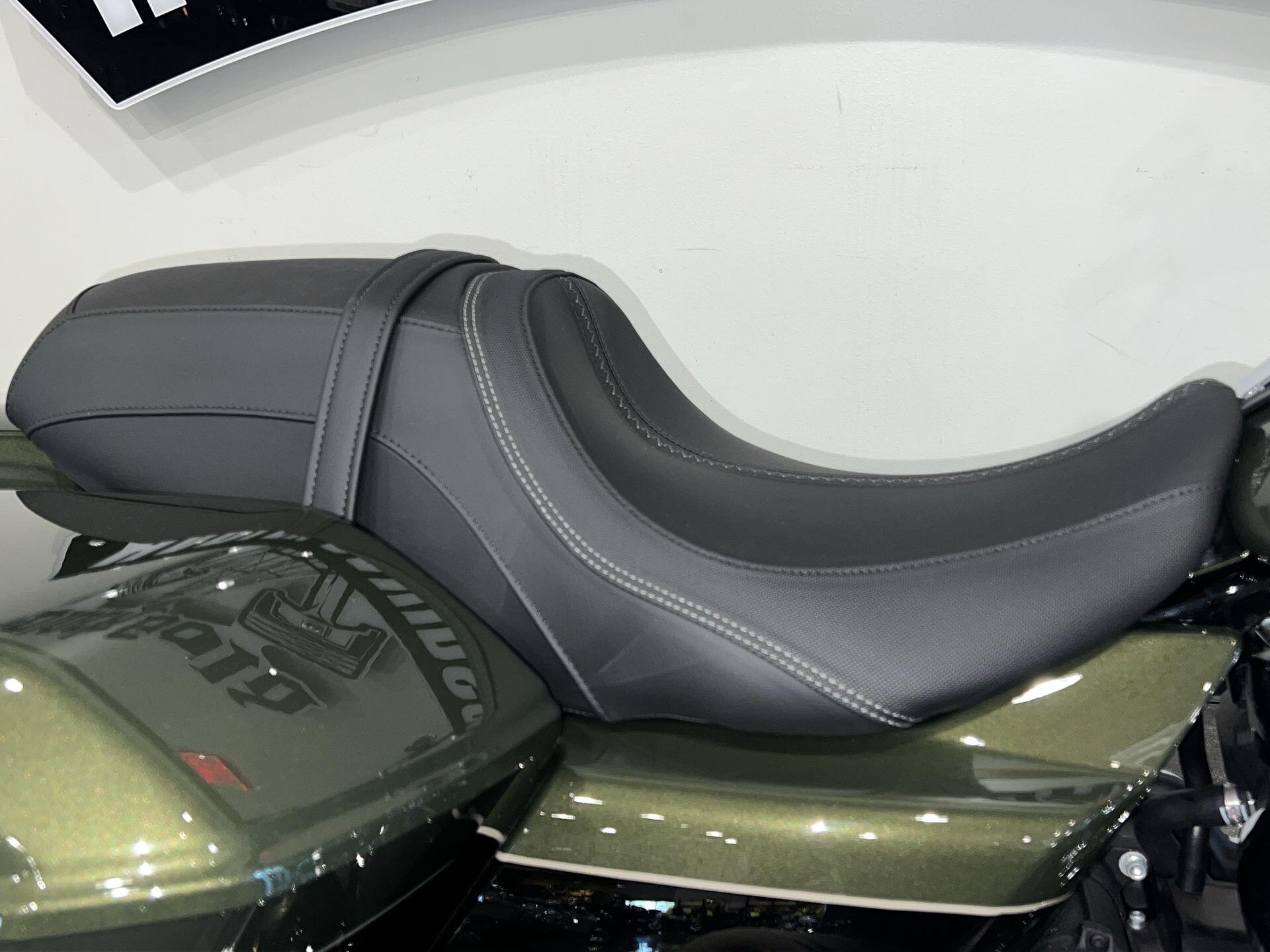 2026 Harley-Davidson® Road Glide® FLTRX, photo 6