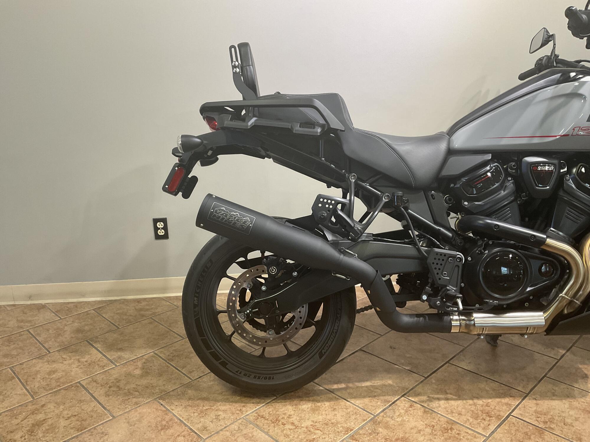 2025 Harley-Davidson® Pan America® 1250 ST Billiard Gray RA1250ST, photo 5