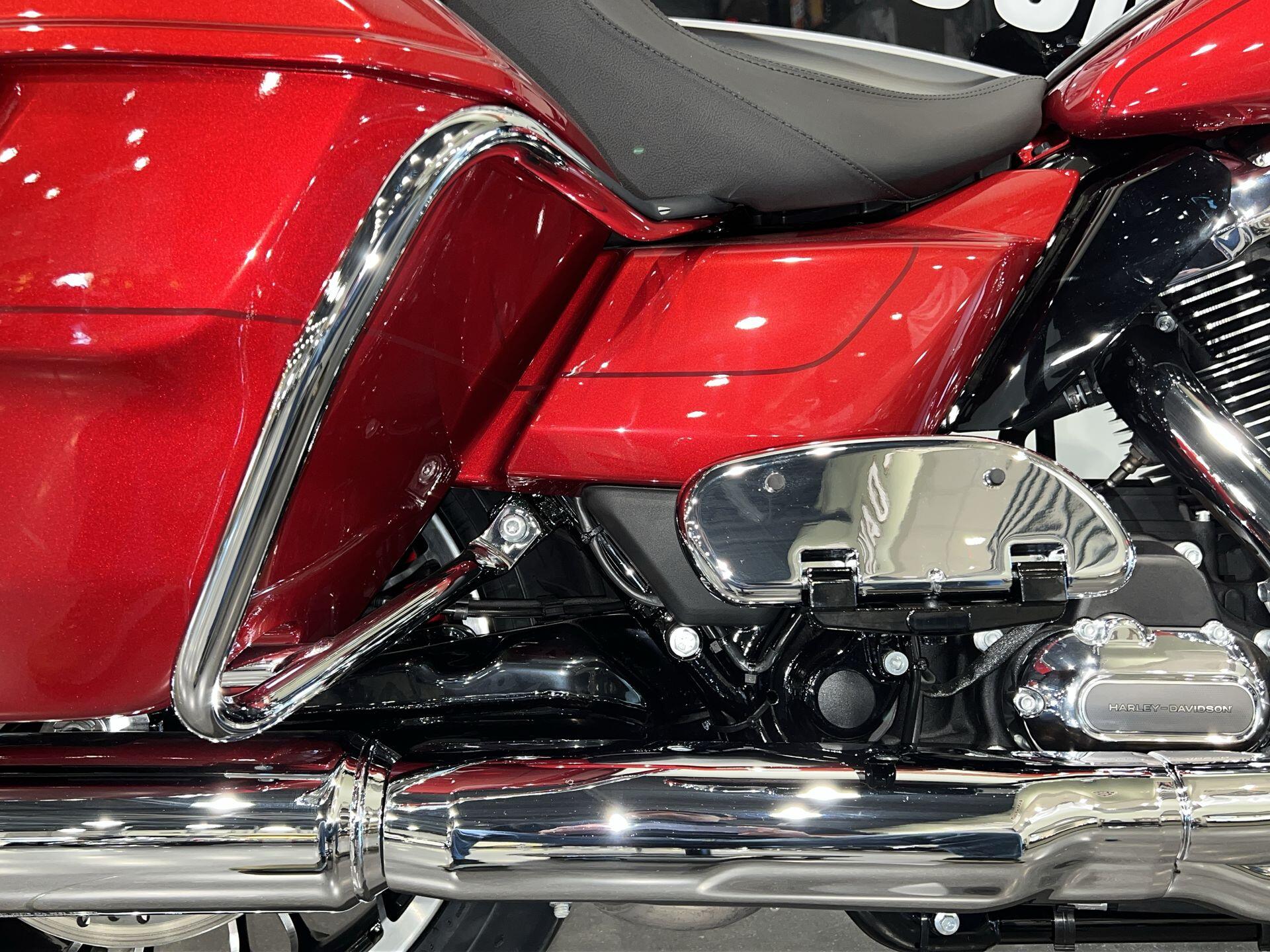 2026 Harley-Davidson® Road Glide Limited FLTRXL, photo 7