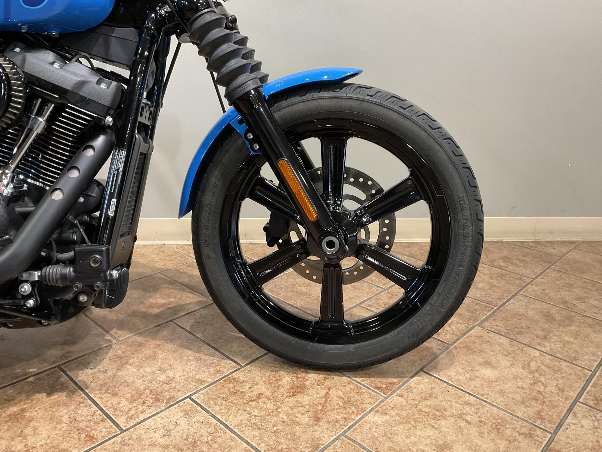 2022 Harley-Davidson® Street Bob® 114 Fastback Blue FXBBS, photo 7