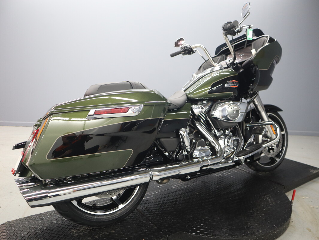 2026 Harley-Davidson® Road Glide™ FLTRX, photo 8