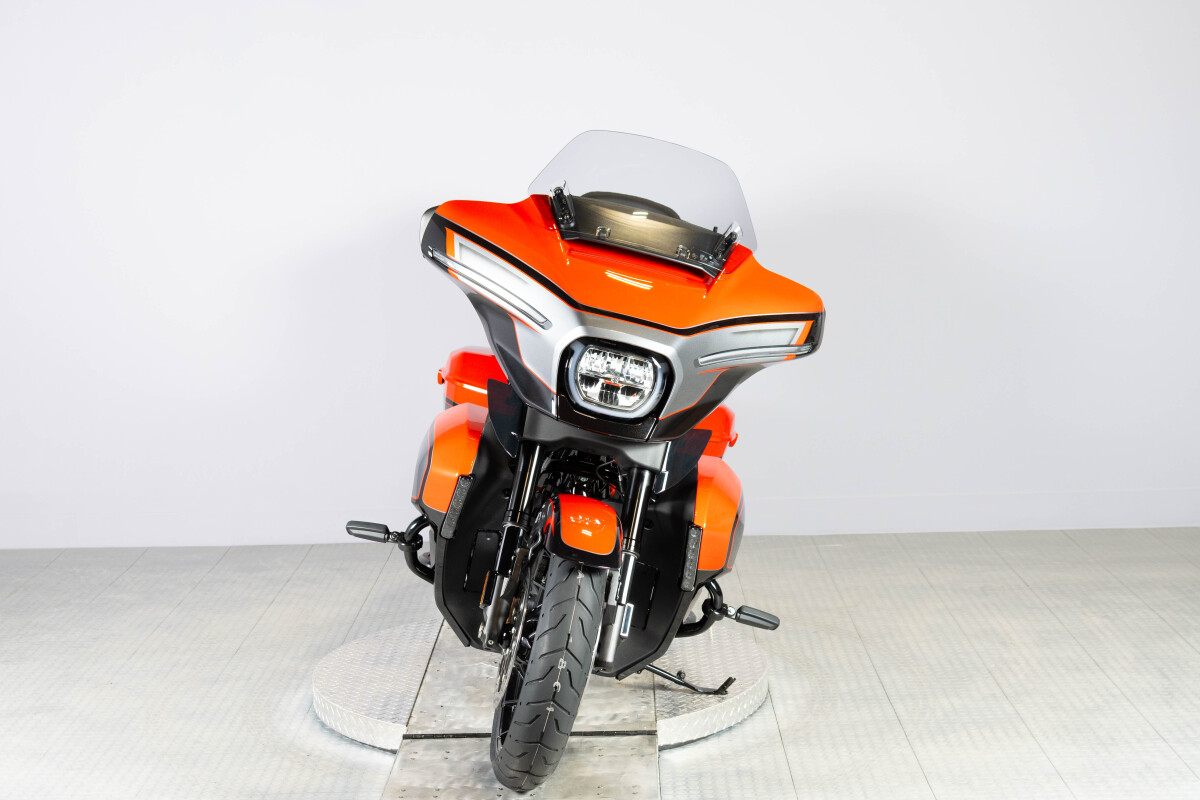 2026 Harley-Davidson® CVO Street Glide Limited FLHXLSE, photo 11