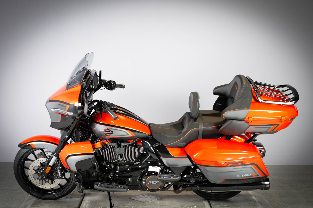 2026 Harley-Davidson® CVO Street Glide Limited FLHXLSE, photo 18