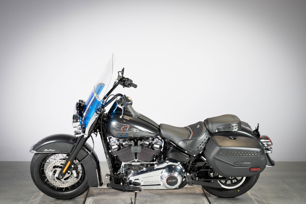 2026 Harley-Davidson® Heritage Classic FLHC, photo 6