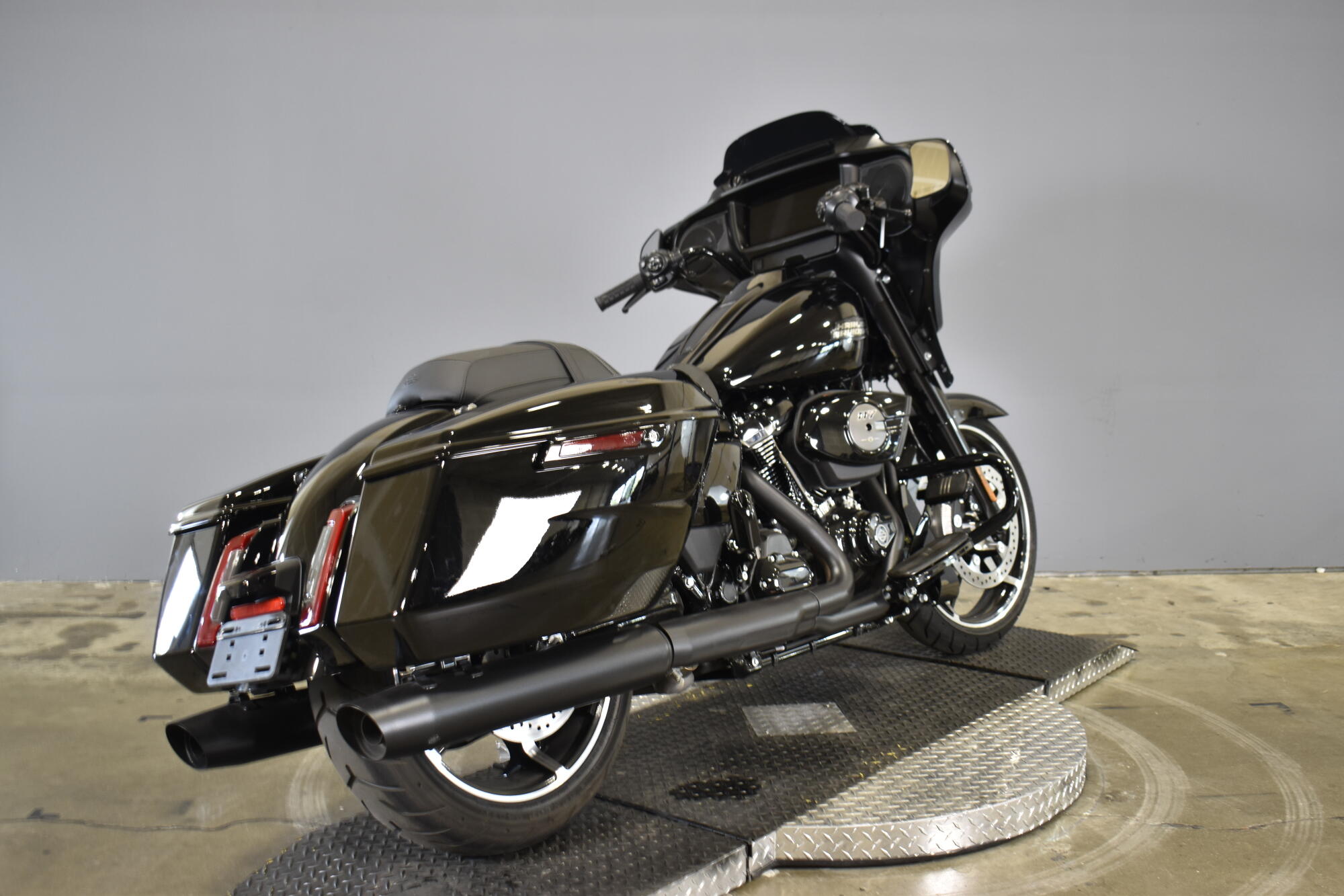 2026 Harley-Davidson® Street Glide® FLHX, photo 9