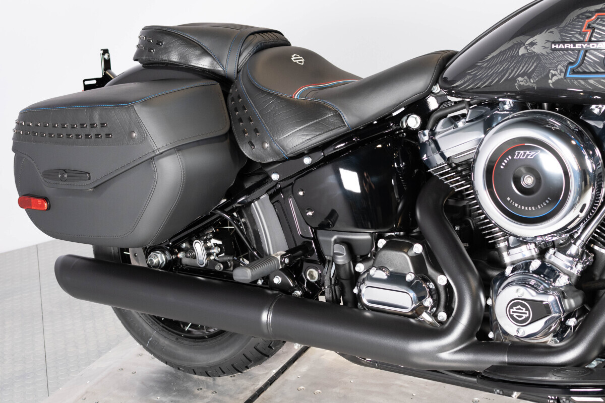 2026 Harley-Davidson® Heritage Classic FLHC, photo 22