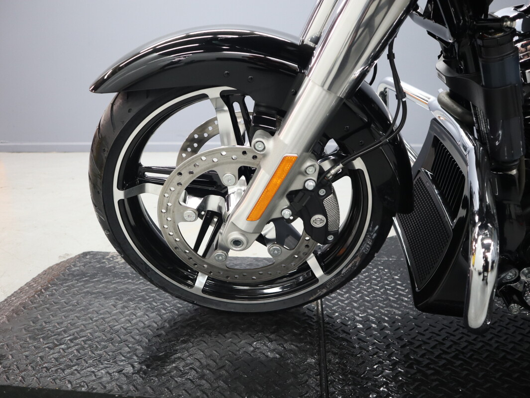 2026 Harley-Davidson® Road Glide™ FLTRX, photo 25