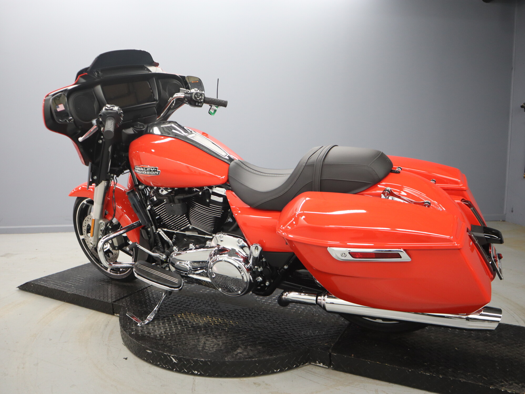 2026 Harley-Davidson® Street Glide® FLHX, photo 6