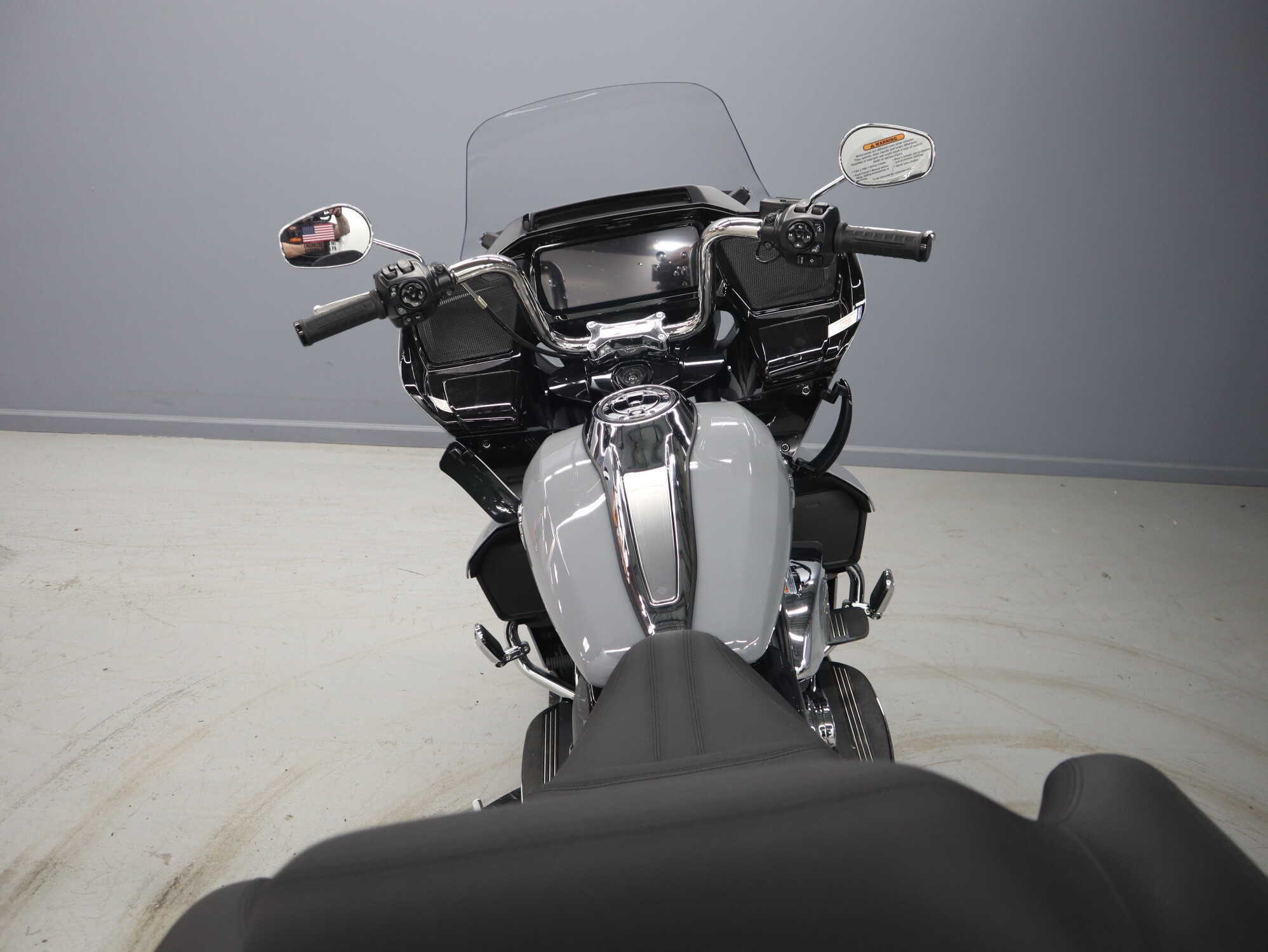 2026 Harley-Davidson® Road Glide Limited FLTRXL, photo 9