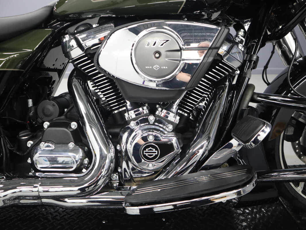 2026 Harley-Davidson® Road Glide™ FLTRX, photo 16