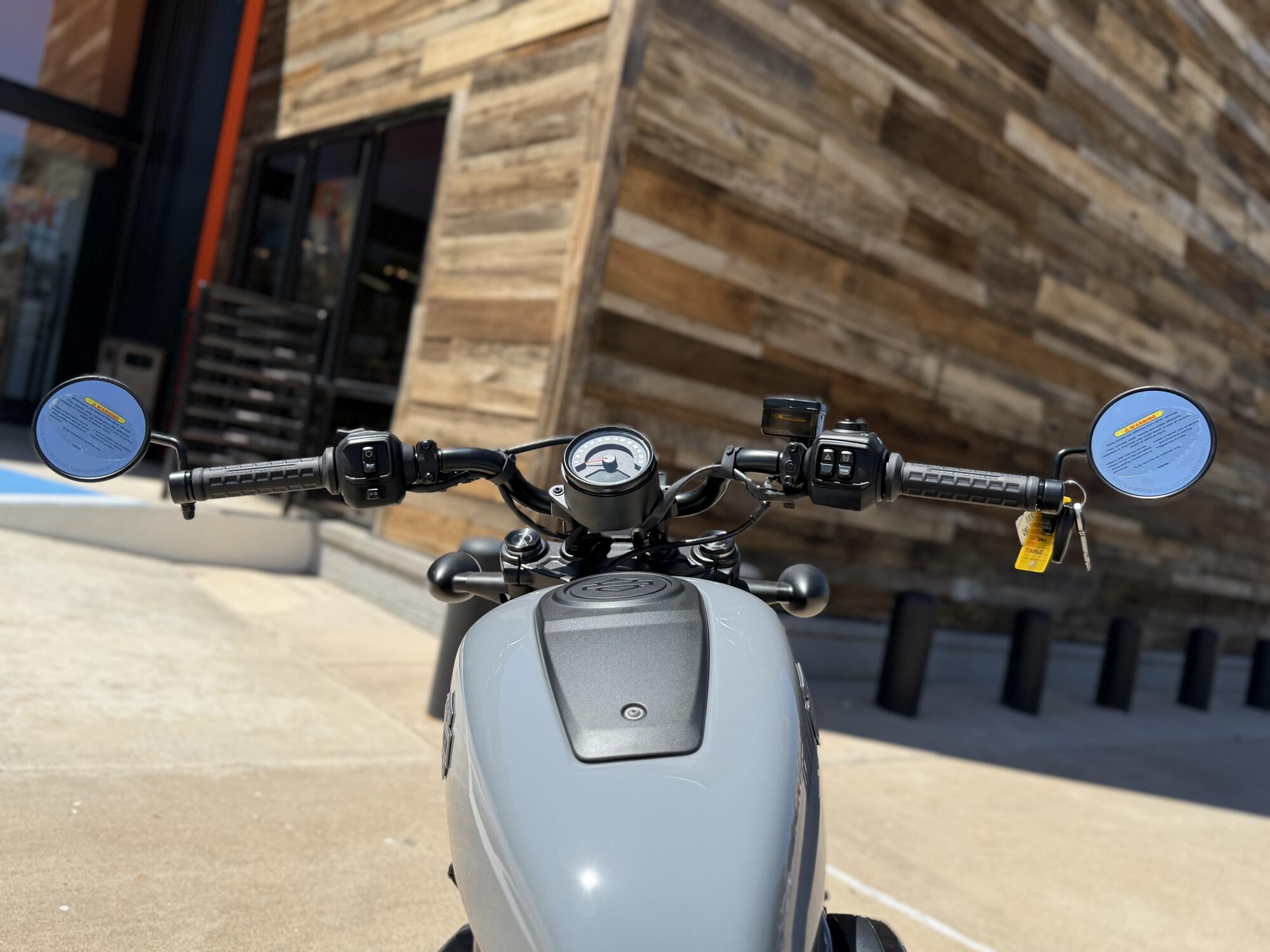 2026 Harley-Davidson® Nightster® Dark Billiard Gray Black Trim, photo 10
