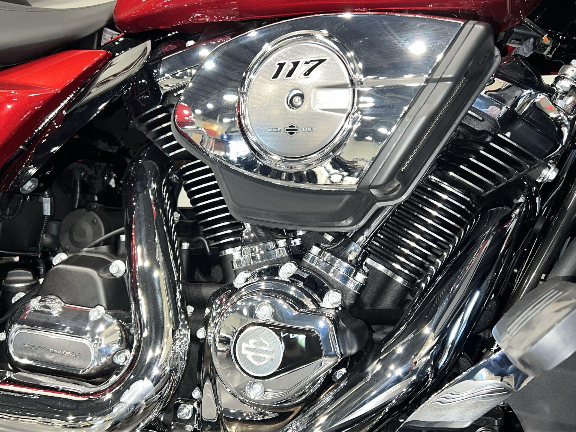 2026 Harley-Davidson® Road Glide Limited FLTRXL, photo 4