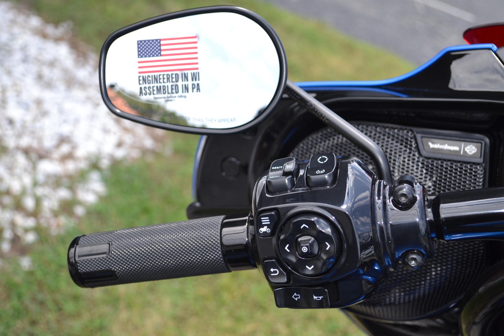 2026 Harley-Davidson® CVO Street Glide ST Electric Coast - FLHXSTSE, photo 16