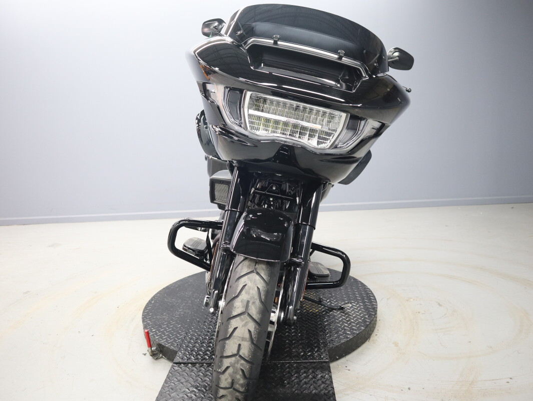 2026 Harley-Davidson® Road Glide™ FLTRX, photo 3
