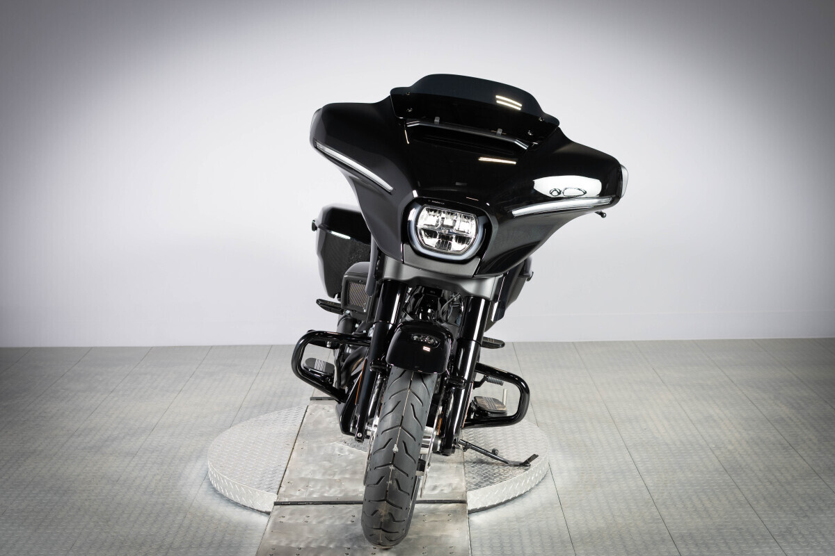 2026 Harley-Davidson® Street Glide® FLHX, photo 3