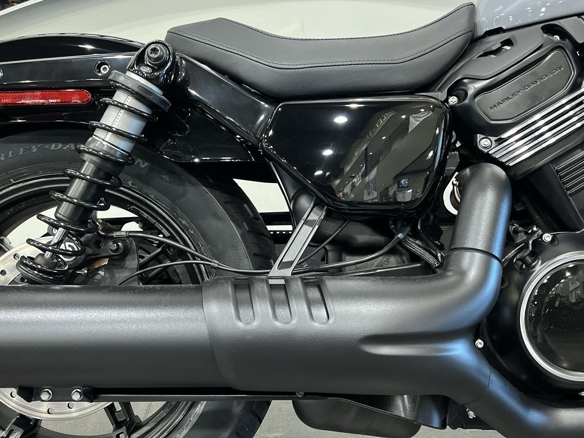 2026 Harley-Davidson® Nightster® RH975, photo 8