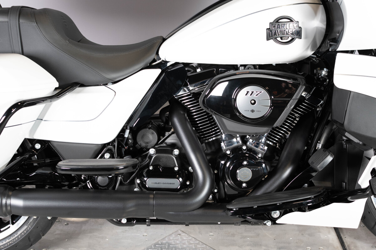 2026 Harley-Davidson® Road Glide Limited FLTRXL, photo 13