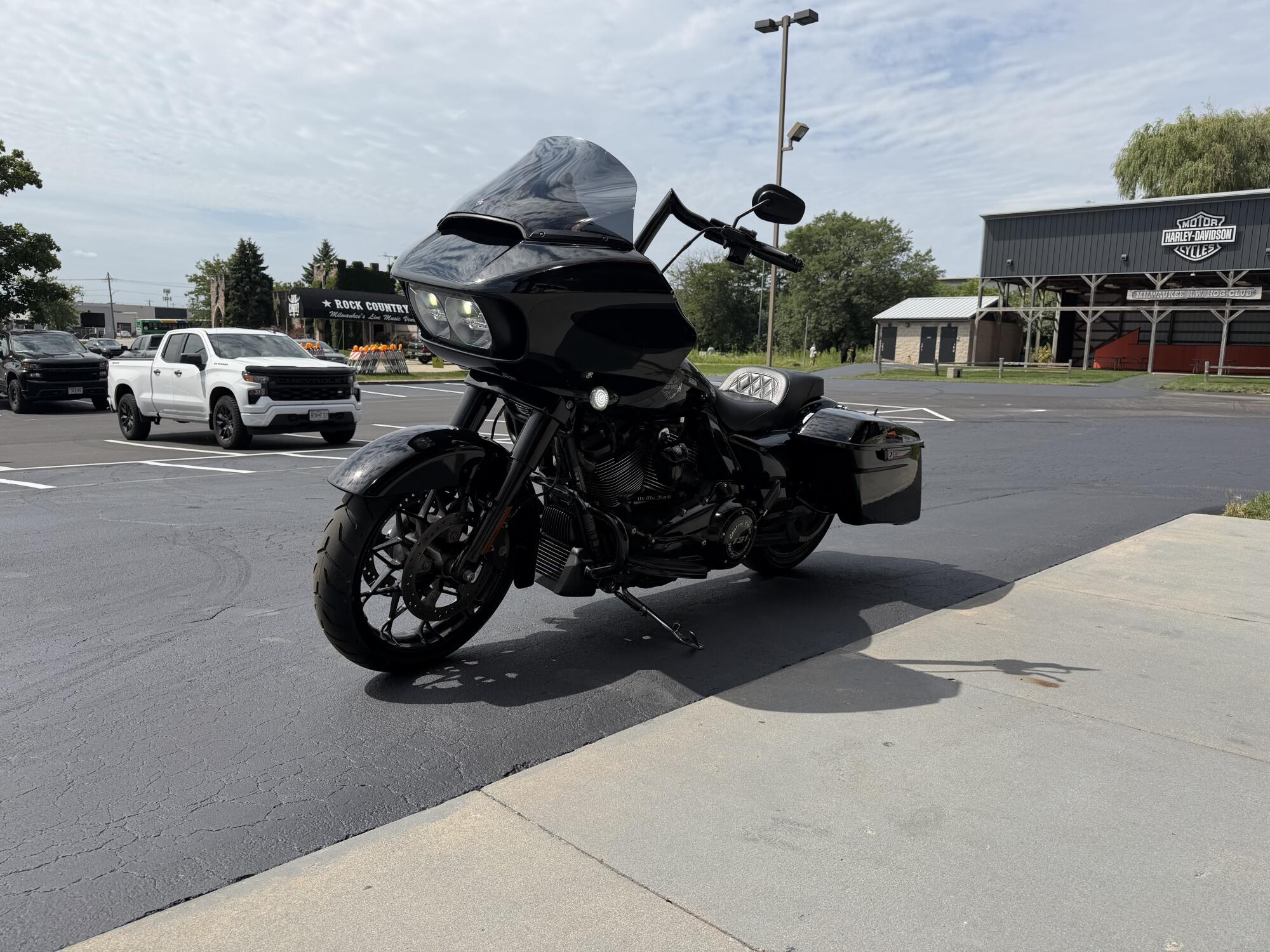 2021 Harley-Davidson Road Glide Special