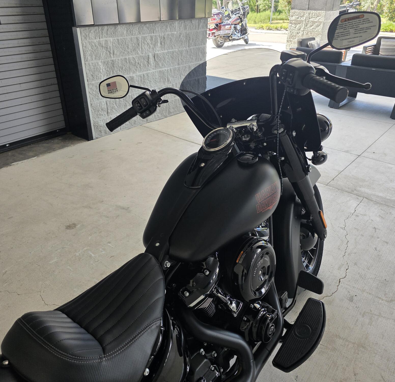 2026 Harley-Davidson® Deadwood™ Black Denim, photo 7