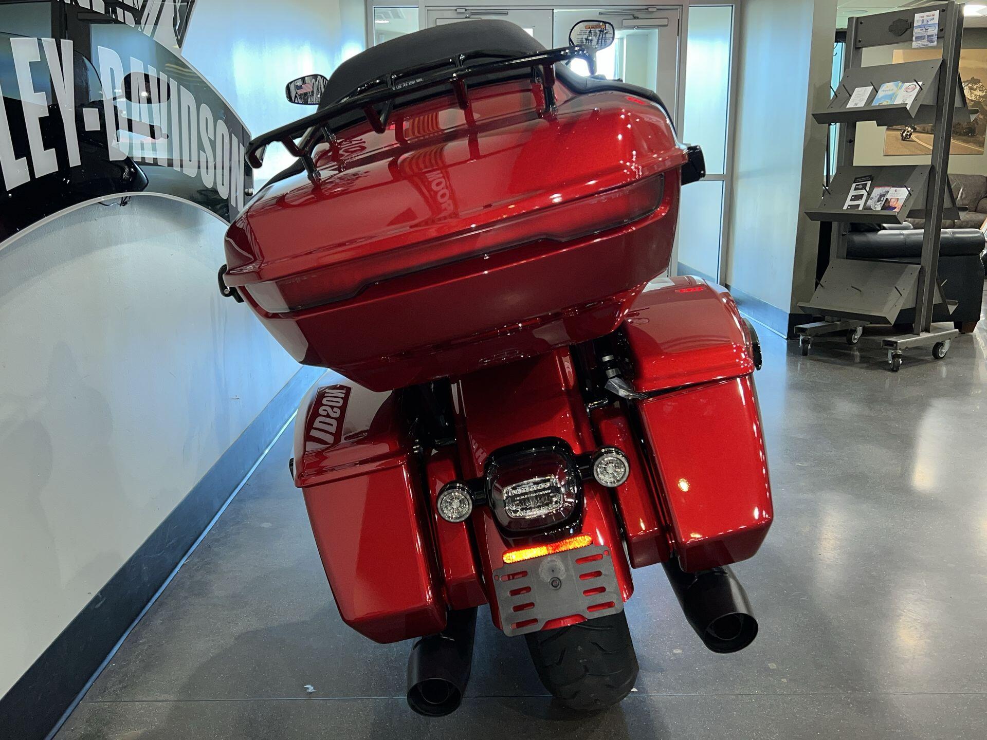2026 Harley-Davidson® Road Glide Limited FLTRXL, photo 10