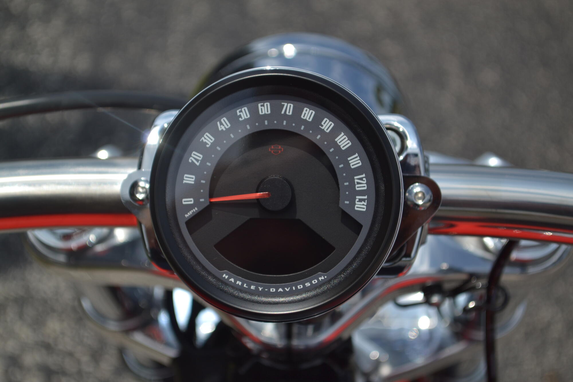 2026 Harley-Davidson® Breakout® Blood Orange - FXBR, photo 11