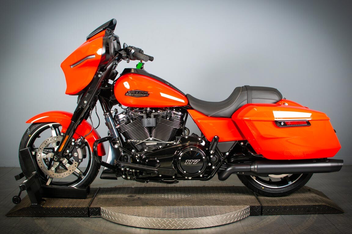 2026 Harley-Davidson® Street Glide® FLHX, photo 5