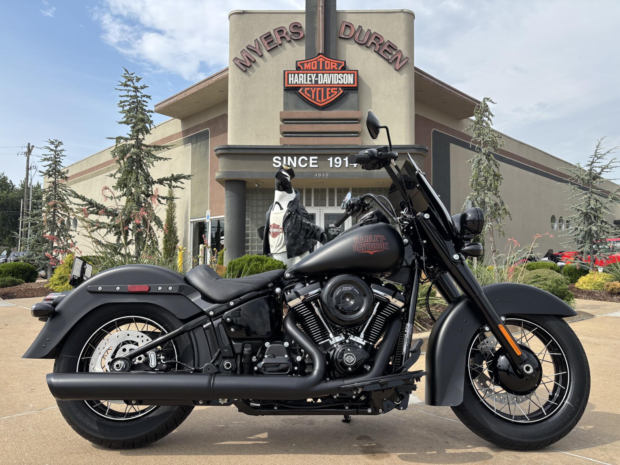 2026 Harley-Davidson® Deadwood™ | New Motorcycles For Sale | TULSA
