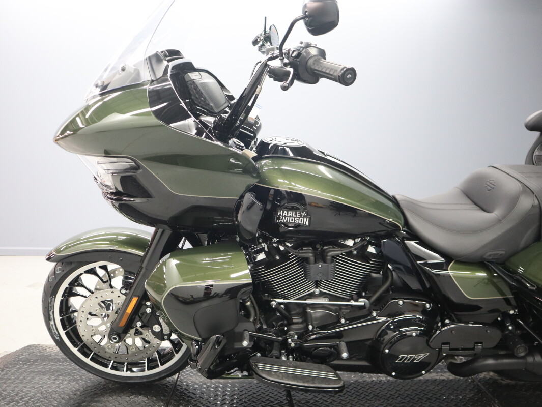 2026 Harley-Davidson® Road Glide Limited FLTRXL, photo 27