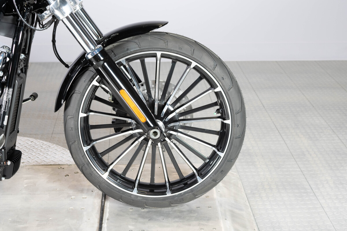 2026 Harley-Davidson® Breakout™ FXBR, photo 5