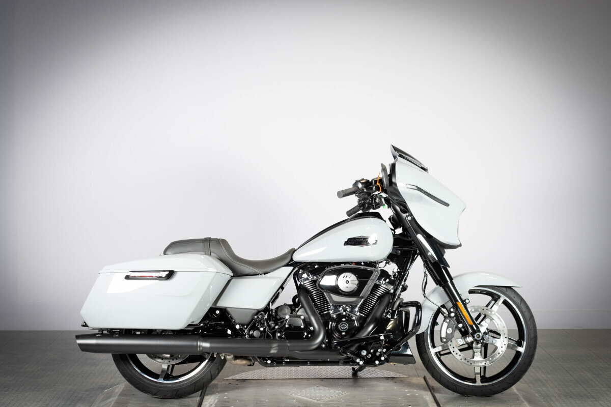 2026 Harley-Davidson® Street Glide® FLHX