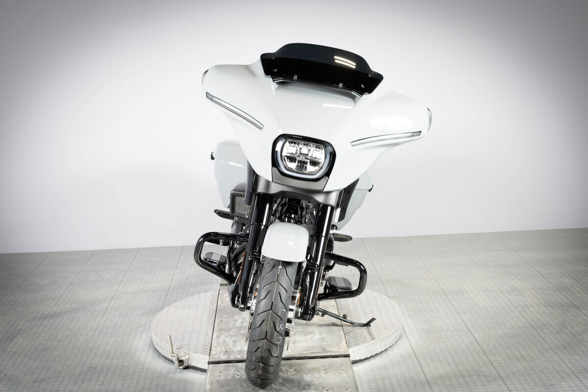 2026 Harley-Davidson® Street Glide® FLHX, photo 3