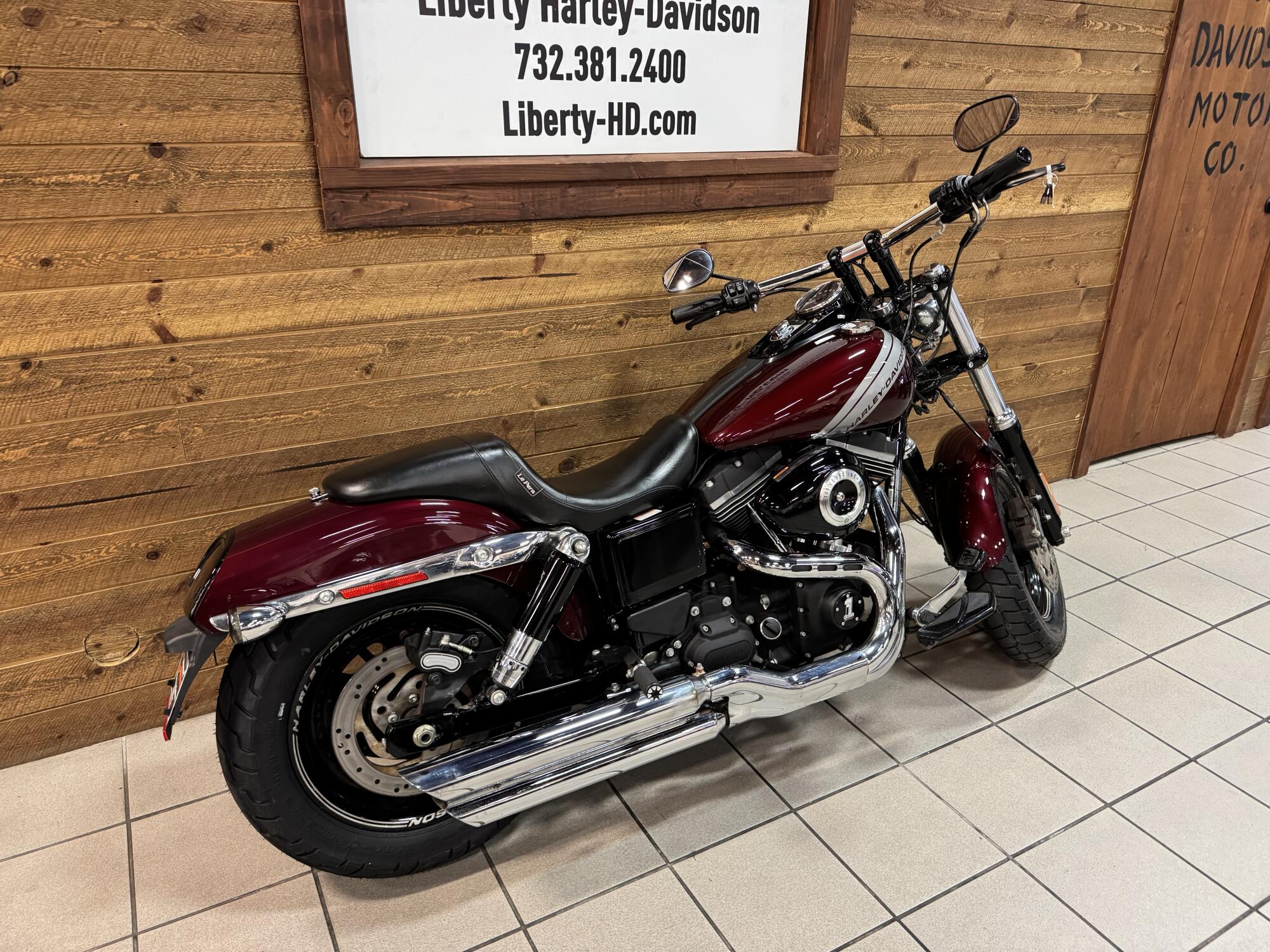 2015 Harley-Davidson® Fat Bob® Mysterious Red Sunglo FXDF, photo 8